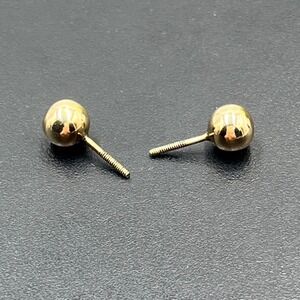 Unmarked Tests 9K Yellow Gold Classic Minimal Round Ball Stud Earrings 0.58g